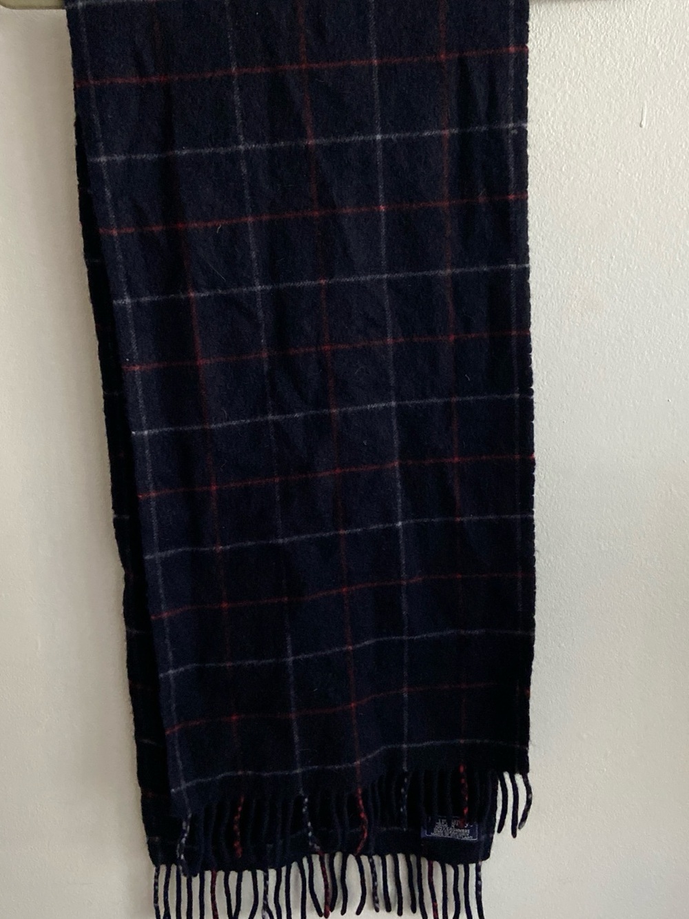 Burberry Navy Plaid Wool Scarf with Red Windowpane